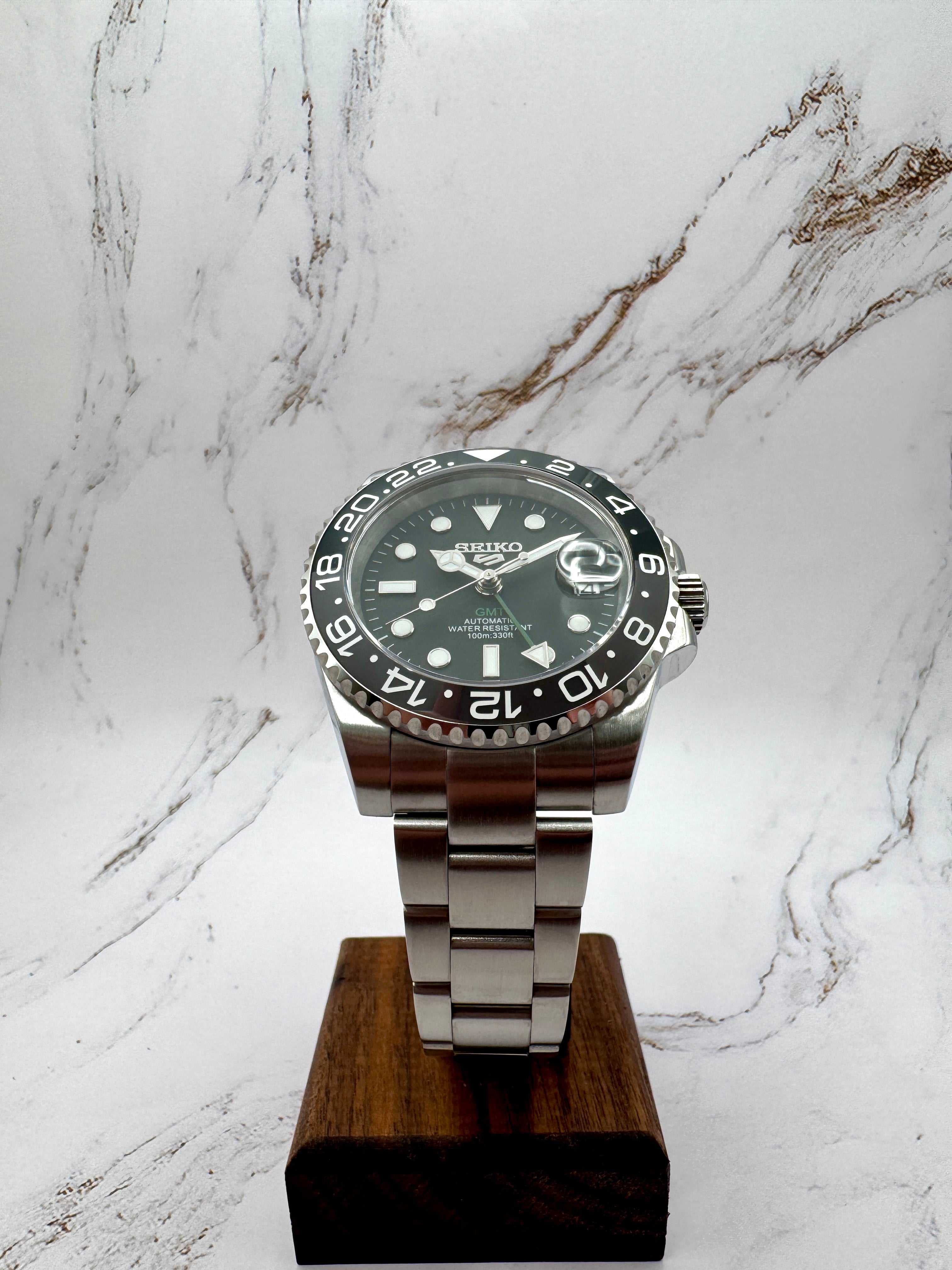 Bruce Wayne GMT Oyster