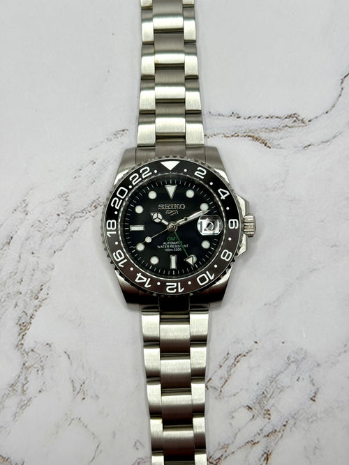 Bruce Wayne GMT Oyster